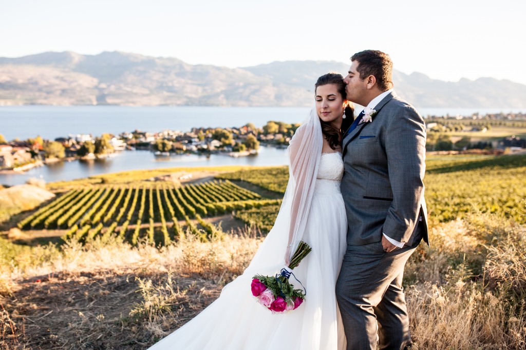 Kelowna Photographer Lori Brown Photography | Winery Wedding