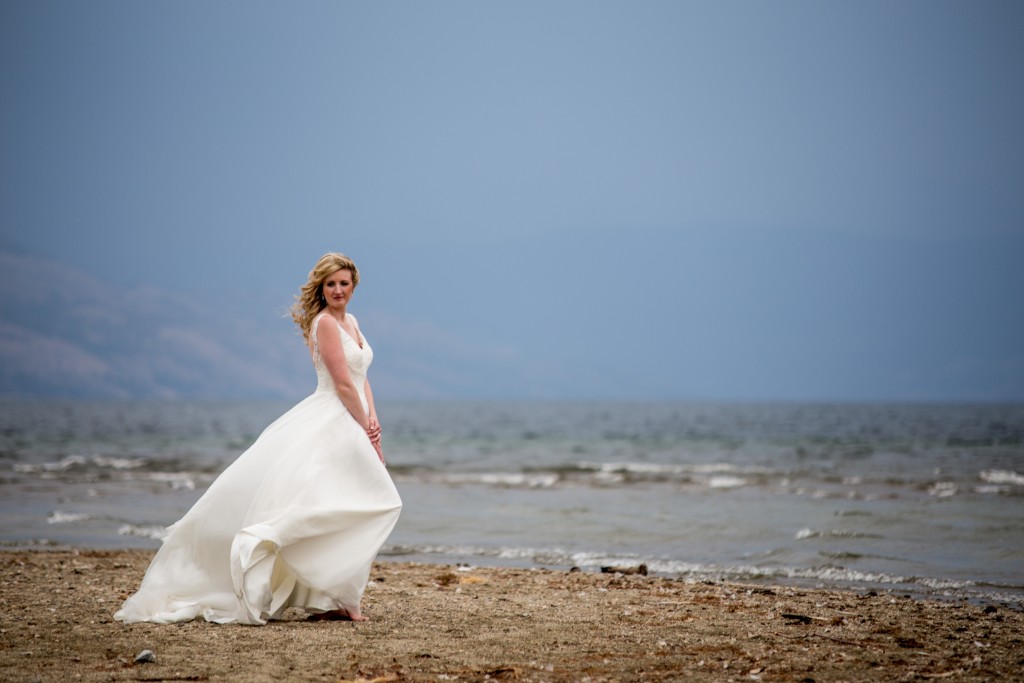 Kelowna Photographer Lori Brown Photography | Lake Eldorado wedding