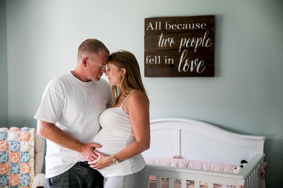 kelowna maternity photographer couple with baby belly